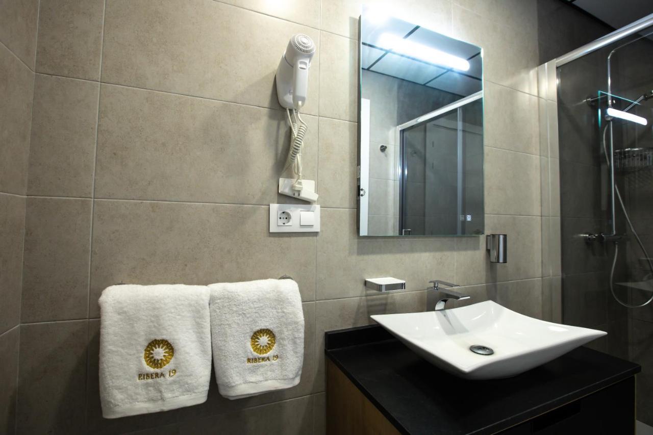 Apartamentos Ribera 19 Kordoba Bagian luar foto
